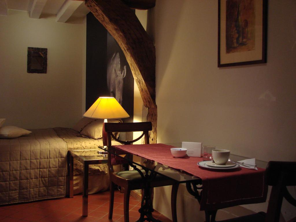 Aparthotel De Beek Anno 1410 Синт-Трёйден Номер фото